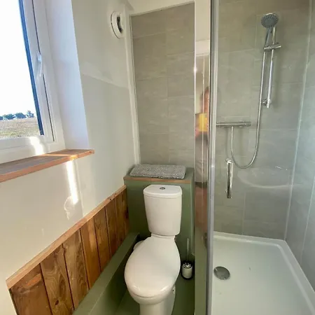 Burren Nature Sanctuary شقة غالواي